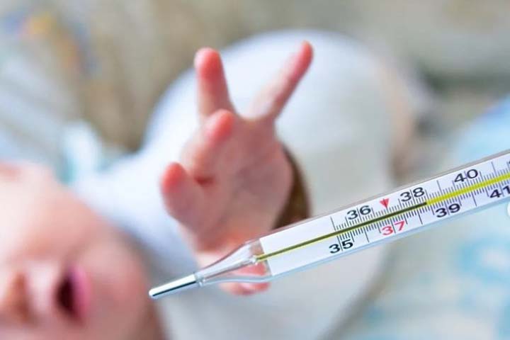 В Хакасии ребенок откусил кусочек ртутного градусника и проглотил его